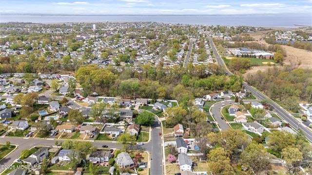 31 Virginia Avenue, Hazlet, NJ 07730