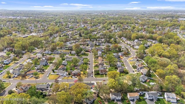 31 Virginia Avenue, Hazlet, NJ 07730