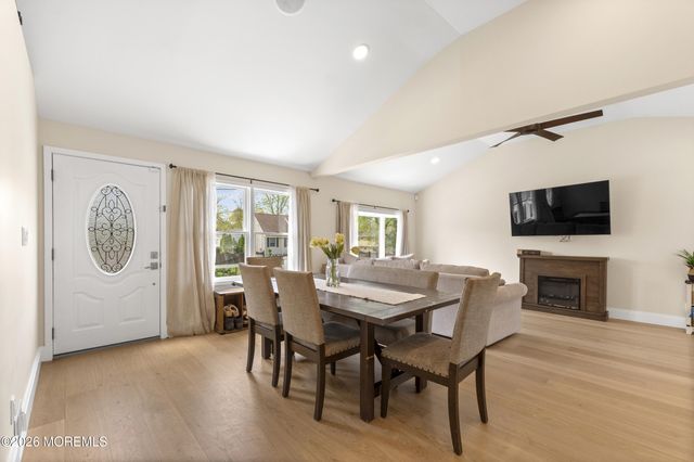 31 Virginia Avenue, Hazlet, NJ 07730