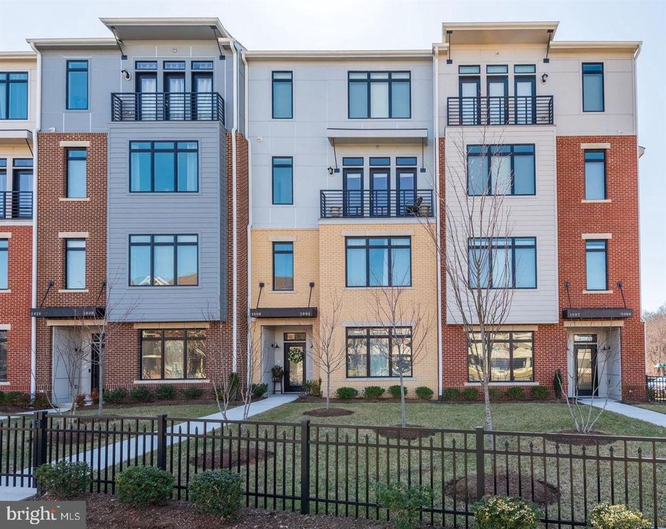 1004 RIBBON LIMESTONE TER SE, Leesburg, VA 20175