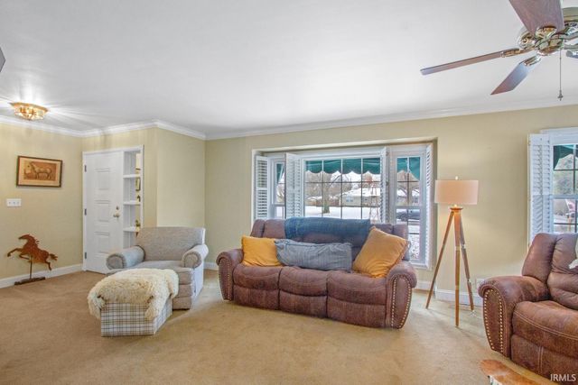 1200 S Burkhardt Road, Evansville, IN 47715