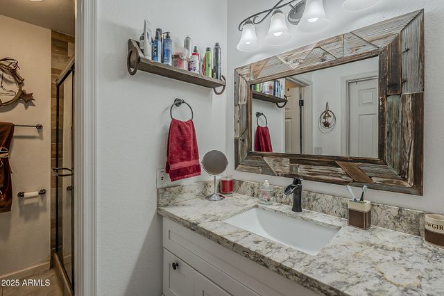 15205 N IVORY Drive B, Fountain Hills, AZ 85268