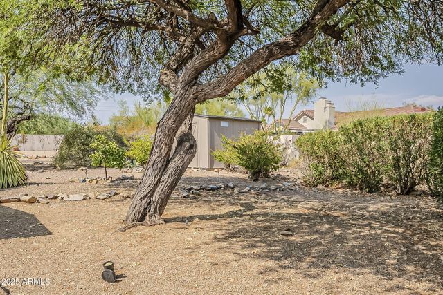 15205 N IVORY Drive B, Fountain Hills, AZ 85268
