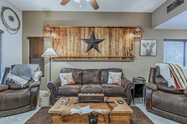 15205 N IVORY Drive B, Fountain Hills, AZ 85268