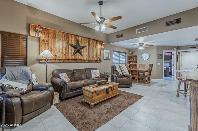 15205 N IVORY Drive B, Fountain Hills, AZ 85268