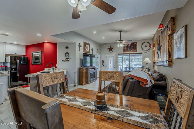 15205 N IVORY Drive B, Fountain Hills, AZ 85268