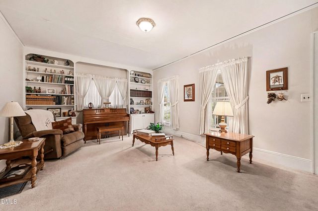 105 Elm Street, Haw River, NC 27258