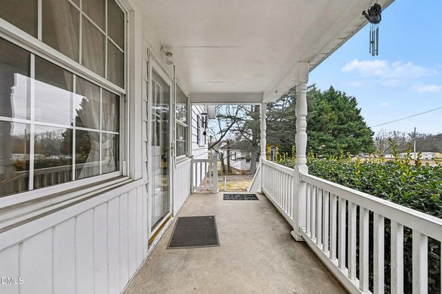 105 Elm Street, Haw River, NC 27258