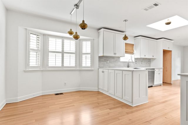 9412 Hunters Creek Drive, Dallas, TX 75243