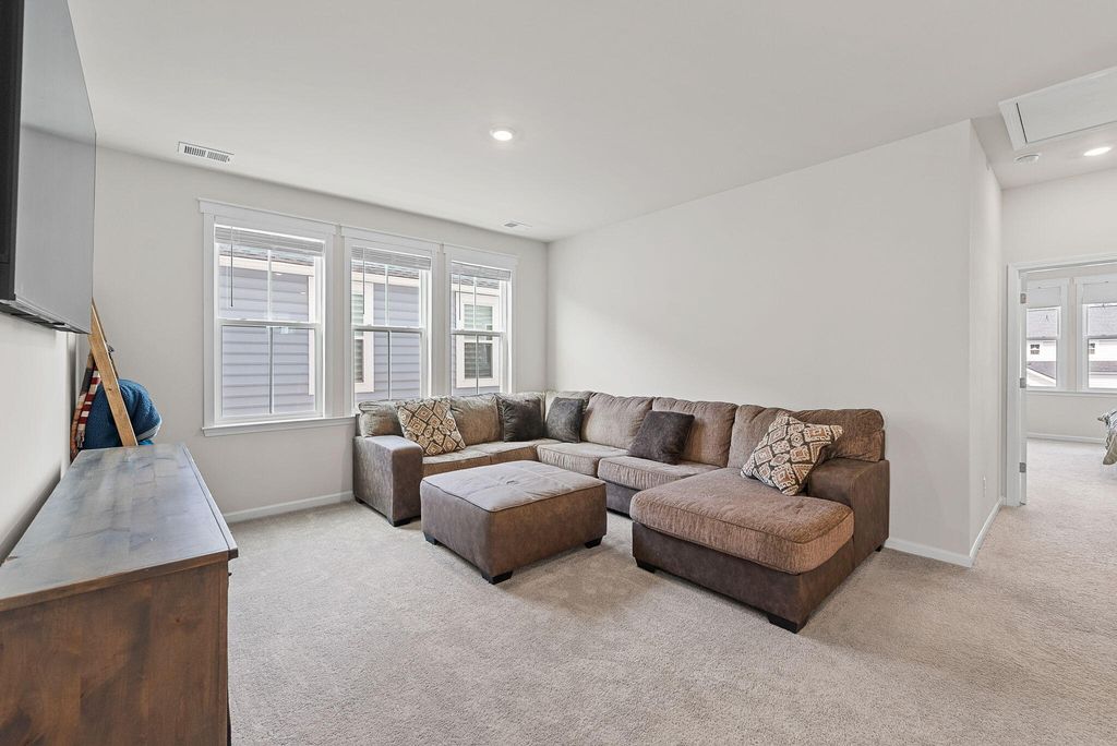 Image 25 of property listing at 156 Salt Yard Landing, Summerville, SC 29485