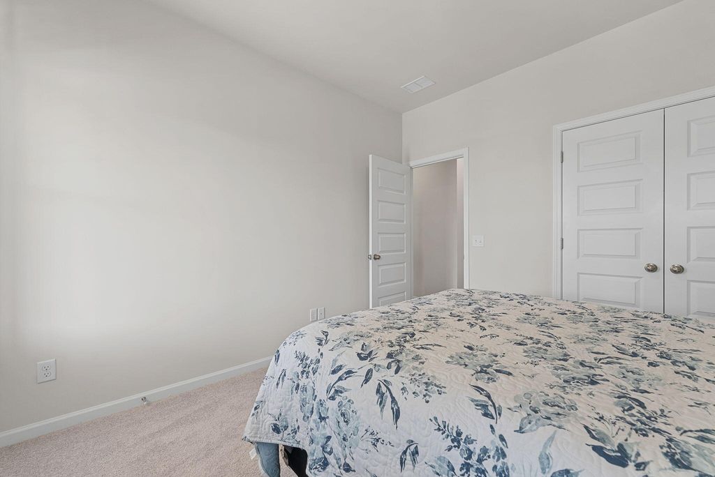 Image 27 of property listing at 156 Salt Yard Landing, Summerville, SC 29485