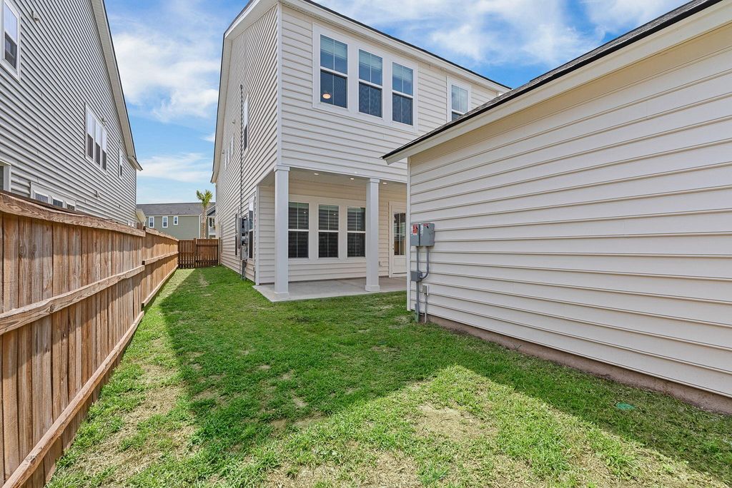 Image 43 of property listing at 156 Salt Yard Landing, Summerville, SC 29485