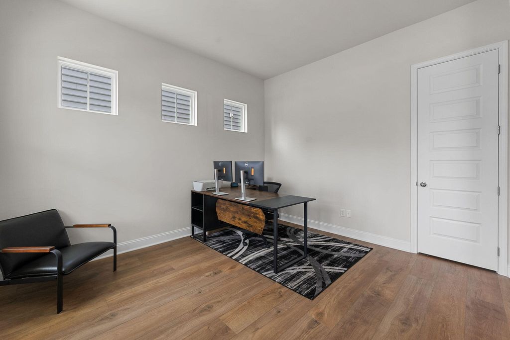 Image 6 of property listing at 156 Salt Yard Landing, Summerville, SC 29485