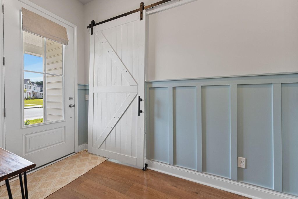 Image 7 of property listing at 156 Salt Yard Landing, Summerville, SC 29485