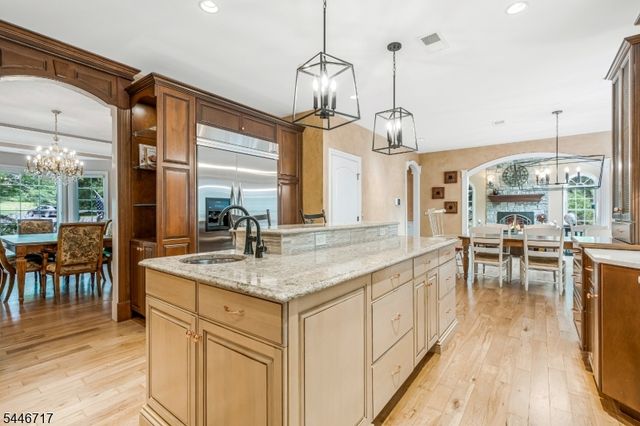 11 Monica Ct, Branchburg Twp., NJ 08876