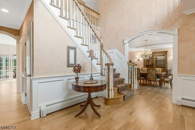 11 Monica Ct, Branchburg Twp., NJ 08876
