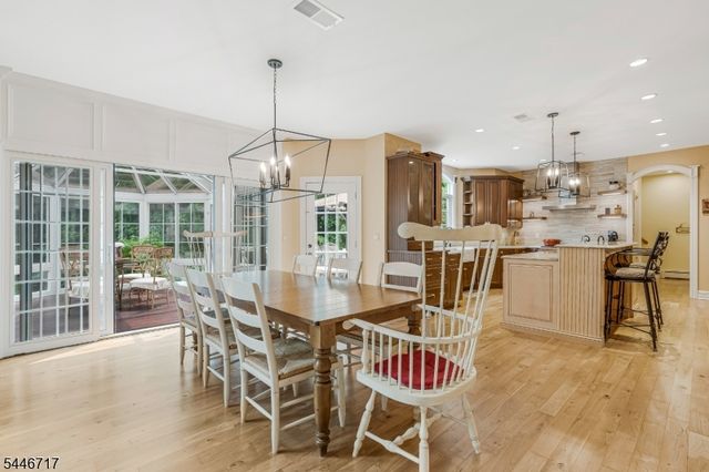 11 Monica Ct, Branchburg Twp., NJ 08876