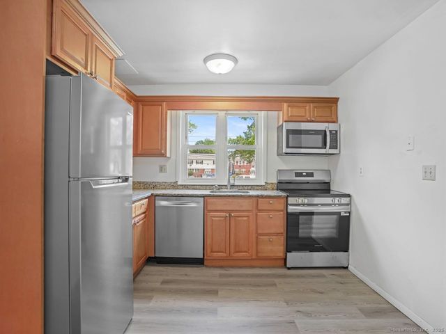 85 Abner Court 85, Bridgeport, CT 06606