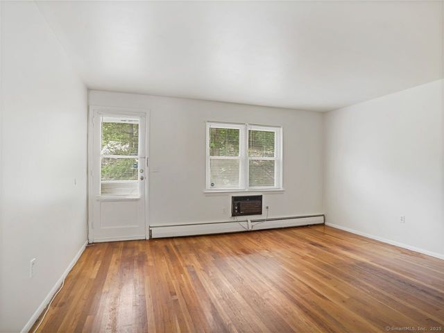 85 Abner Court 85, Bridgeport, CT 06606