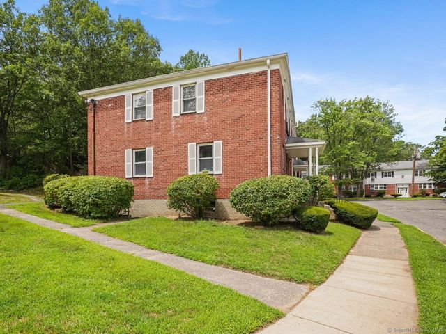 85 Abner Court 85, Bridgeport, CT 06606