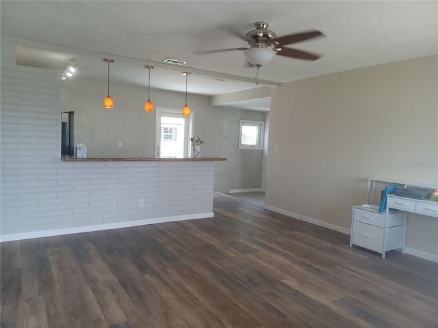 8448 76TH AVENUE, Seminole, FL 33777