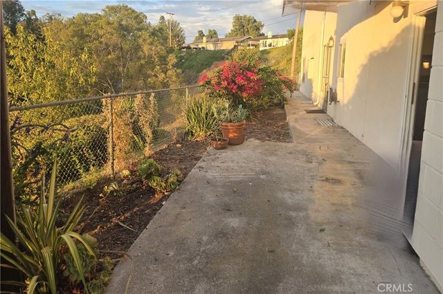1360 Shadow Lane K, Fullerton, CA 92831