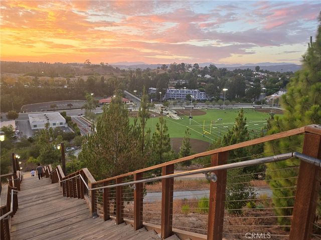 1360 Shadow Lane K, Fullerton, CA 92831