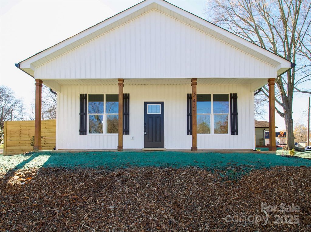 2417 Summit Avenue, Kannapolis, NC 28081