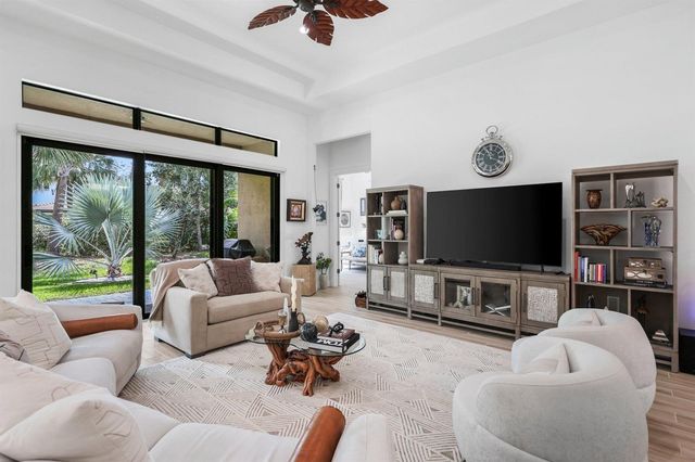 9368 Cantal Circle E, Parkland, FL 33076