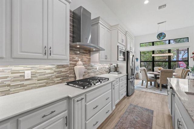 9368 Cantal Circle E, Parkland, FL 33076