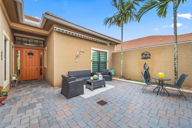 9368 Cantal Circle E, Parkland, FL 33076
