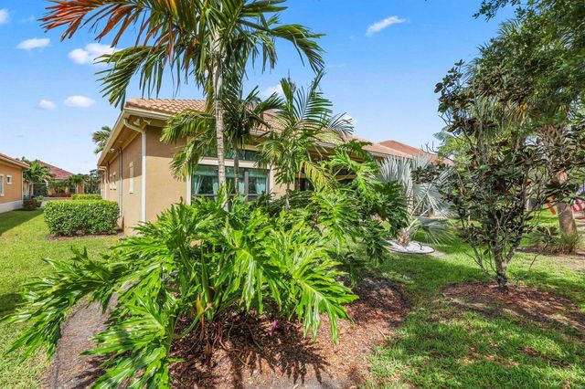 9368 Cantal Circle E, Parkland, FL 33076