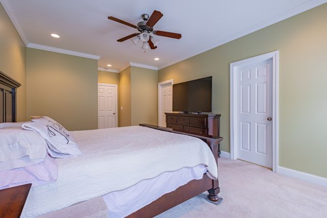 306 Hillcrest Dr, Tullahoma, TN 37388