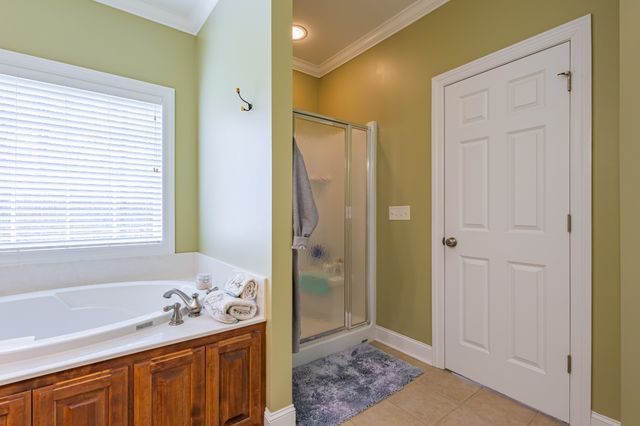 306 Hillcrest Dr, Tullahoma, TN 37388