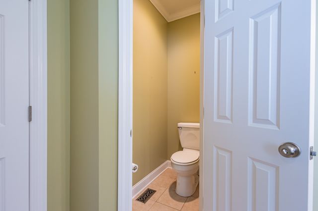 306 Hillcrest Dr, Tullahoma, TN 37388