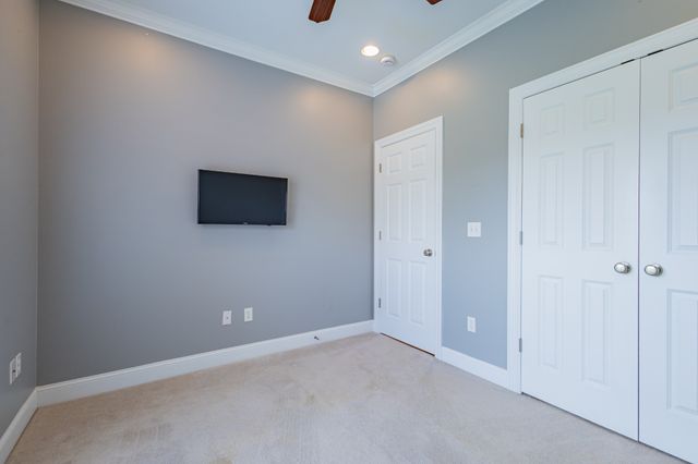 306 Hillcrest Dr, Tullahoma, TN 37388