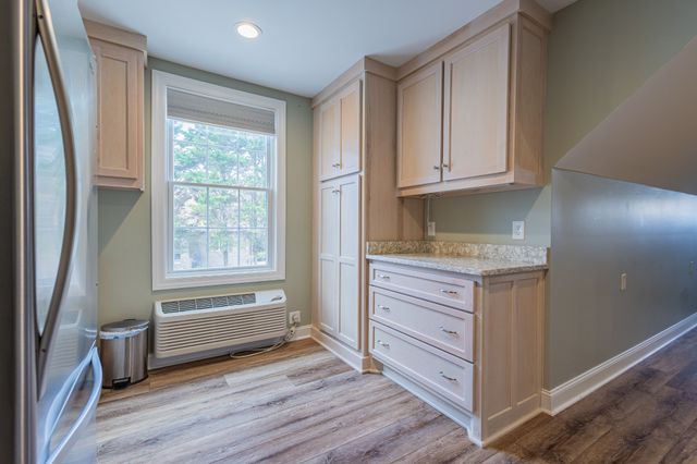 306 Hillcrest Dr, Tullahoma, TN 37388