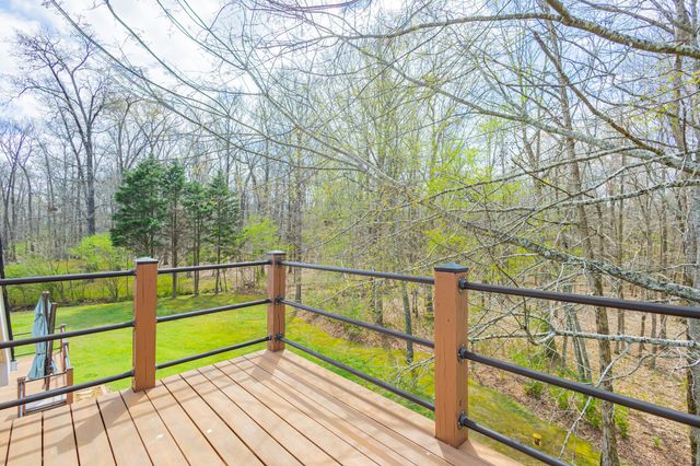 306 Hillcrest Dr, Tullahoma, TN 37388