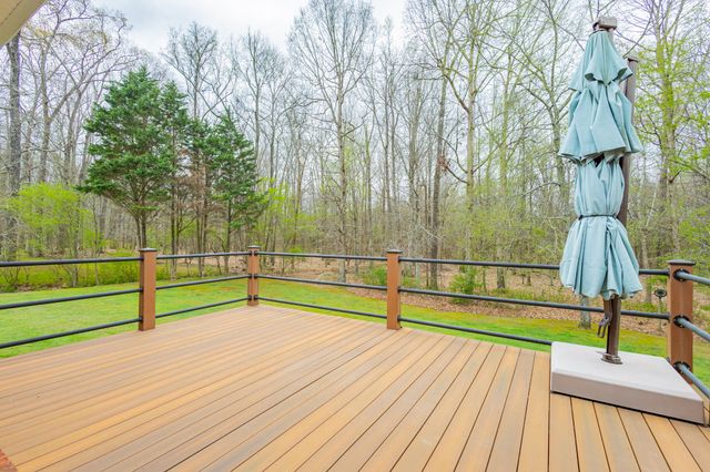 306 Hillcrest Dr, Tullahoma, TN 37388