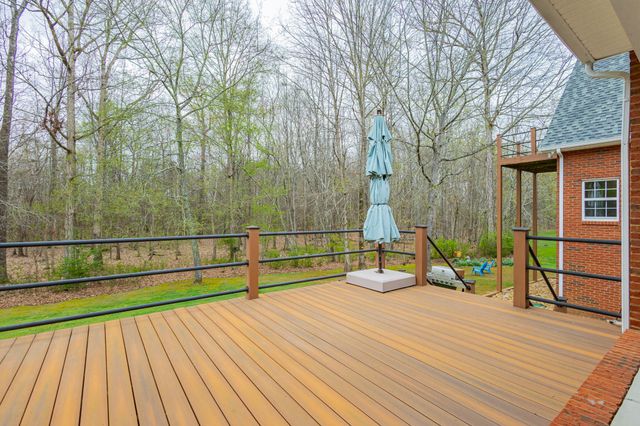 306 Hillcrest Dr, Tullahoma, TN 37388