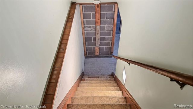 430 Spezia Drive, Oxford, MI 48371