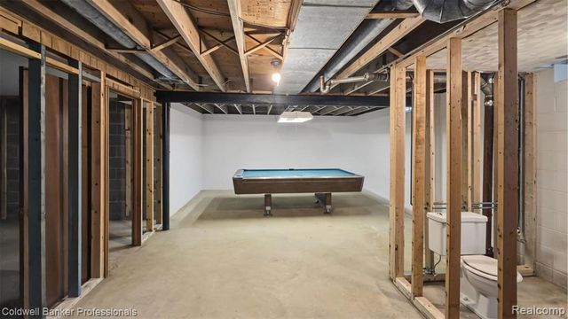 430 Spezia Drive, Oxford, MI 48371