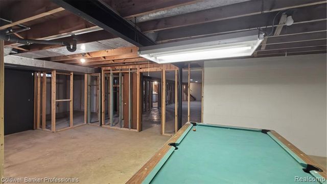 430 Spezia Drive, Oxford, MI 48371