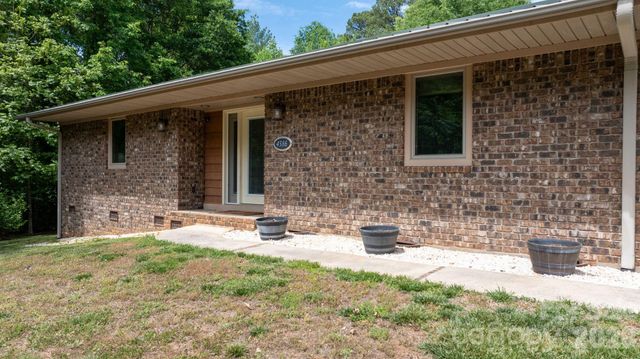 4586 Charlotte Street, Conover, NC 28613
