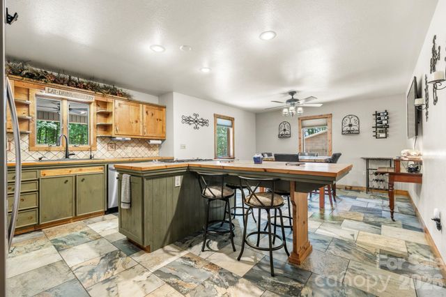 4586 Charlotte Street, Conover, NC 28613