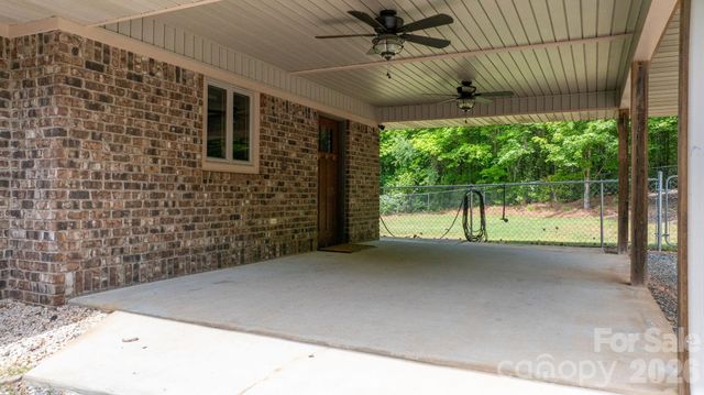 4586 Charlotte Street, Conover, NC 28613