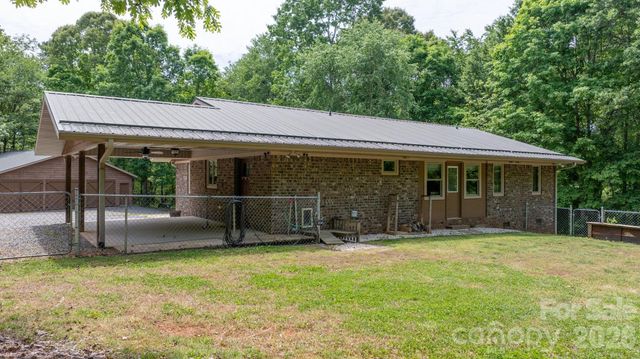 4586 Charlotte Street, Conover, NC 28613