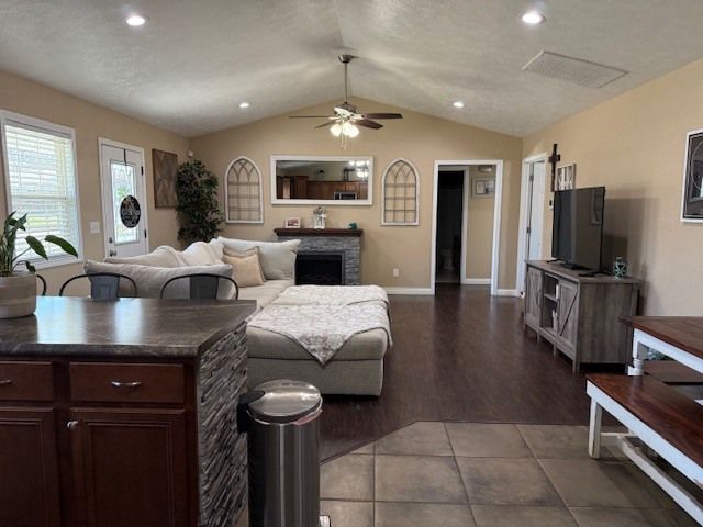 911 E Stotlar Street, Herrin, IL 62848