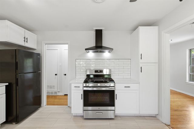 10243 San Juan Avenue, Dallas, TX 75228