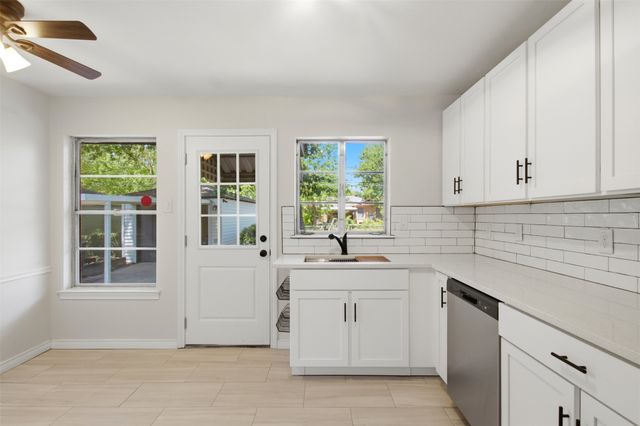 10243 San Juan Avenue, Dallas, TX 75228